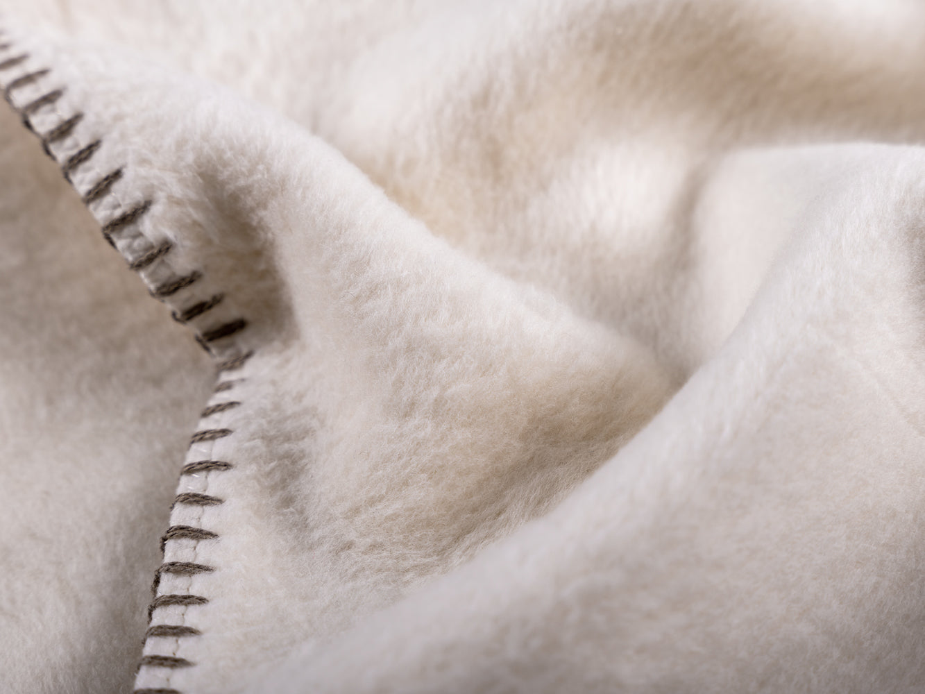 Premium Kuscheldecke Meran