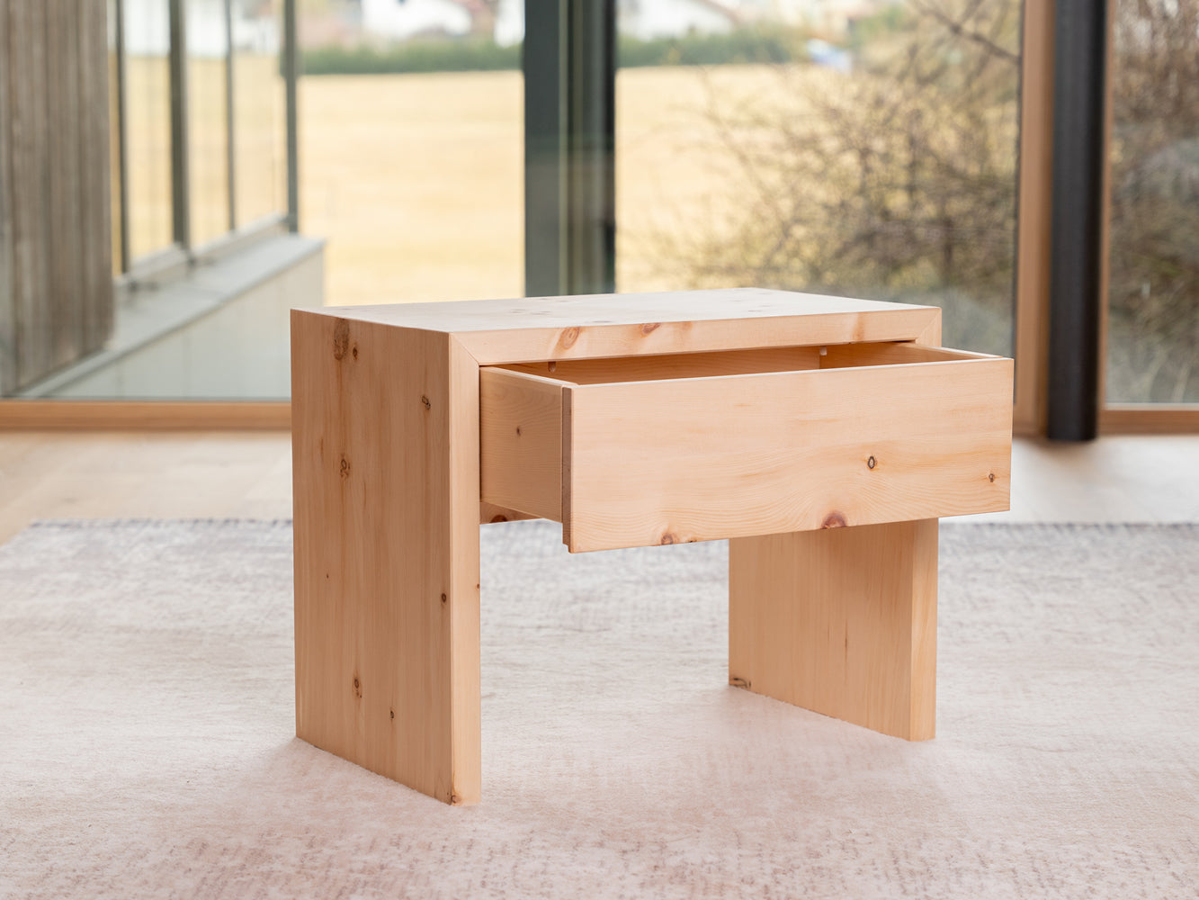 Nachtkästchen VENLA metallfrei