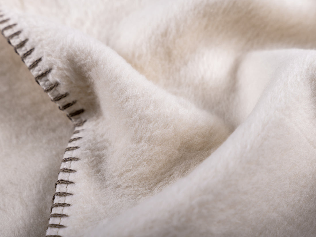 Premium Kuscheldecke Meran